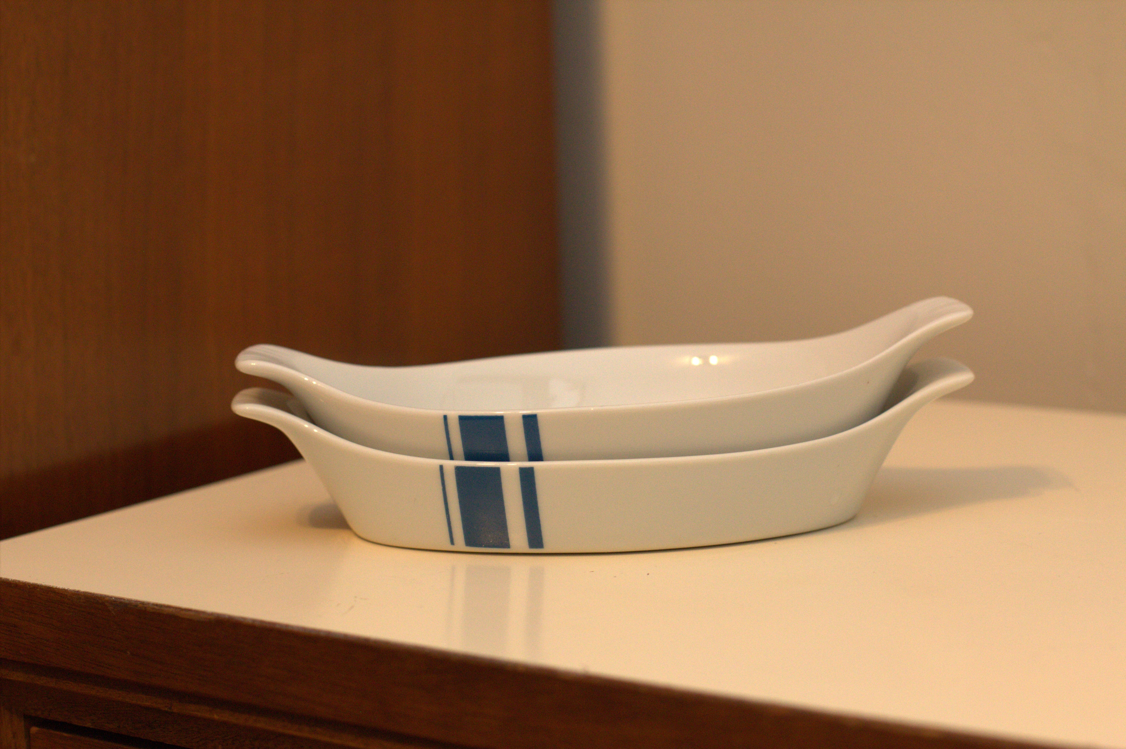 2 Shafford of Japan Au Gratin Casserole Serving Dish Blue/White